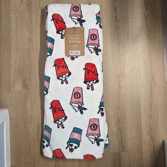 NWT Holiday Drinks Plush Throw - Picture 1 of 6